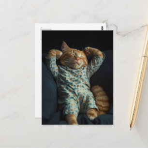 Lustige verschlafene Ingwerkätzchen in Schlafanzüg Postkarte