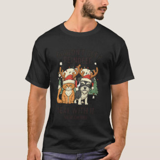Lustige Weihnachtskatze und Hund konnten keinen Re T-Shirt