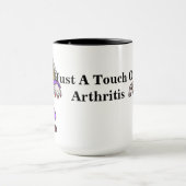 Lustige Zombie-Arthritis-Tasse Tasse (Zentrum)