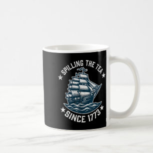 Lustiger 4. Juli, bei dem seit 1773 Tee verschütte Kaffeetasse