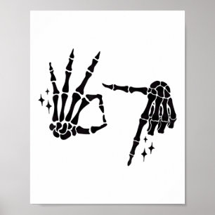 Lustiger 67 Meme Skeletthand 6 7 Halloween Six Sie Poster