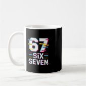 Lustiger 6 7 Sechs Sieben Meme Kaffeetasse (Links)