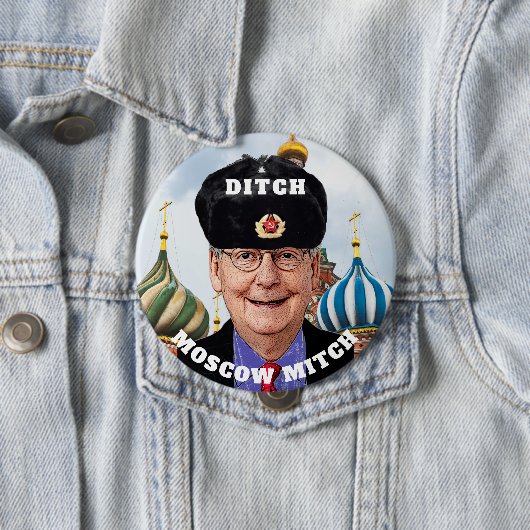 Lustiger "Abzugsgraben Moskau Mitch" McConnell Button (Beispiel)