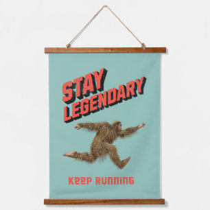 Lustiger Bigfoot Laufmotivation Wandteppich Mit Holzrahmen