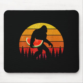 Lustiger Bigfoot mit Wassermelonen-Scheibe Melone  Mousepad