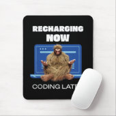 Lustiger Bigfoot-Programmierer lädt später codiere Mousepad (Mit Mouse)