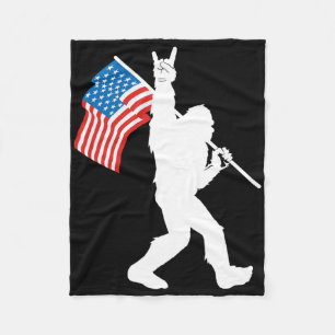 Lustiger Bigfoot Rock And Roll USA-Flagge für Sasq Fleecedecke