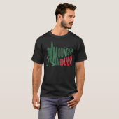 Lustiger Bigfoot-Typ im Gebirge T-Shirt (Vorne ganz)