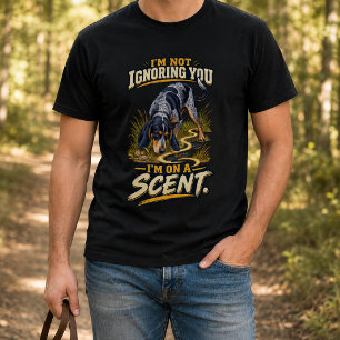 Lustiger Bluetick Coonhound, ich folge einer Spur T-Shirt