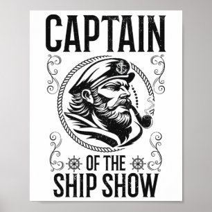 Lustiger Boots Kapitän beim Bootfahren Poster