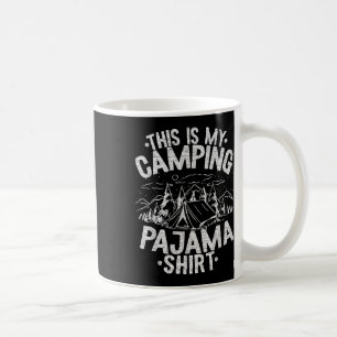 Lustiger Camper Glückliches Wandern im Freien Dies Kaffeetasse