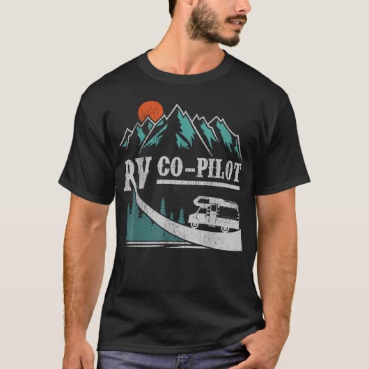 Lustiger Camping-RV-Copilot Roadtrip T-Shirt (Vorderseite)