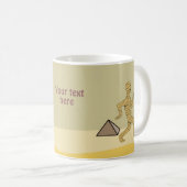 Lustiger Cartoon-ägyptische Mama-Pyramiden Kaffeetasse (VorderseiteRechts)