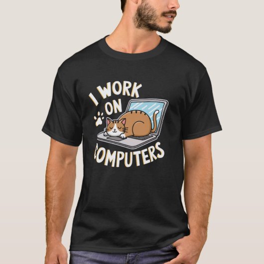 Lustiger Coder Ich Arbeite An Computern Katzenlieb T-Shirt (Vorderseite)