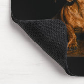 Lustiger Dachshund trinkt Bier Cooler Hund mit Mousepad (Ecke)