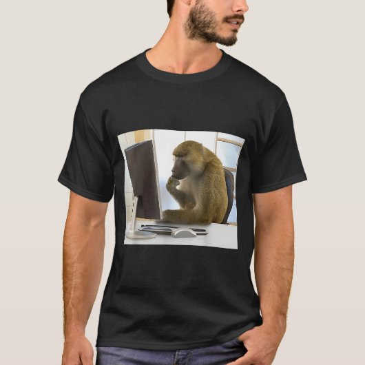 Lustiger denkender Affe Meme Büro Neugieriger Affe T-Shirt (Vorderseite)