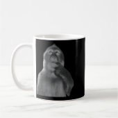 Lustiger denkender Affe Meme neugieriger Affe Brai Kaffeetasse (Links)