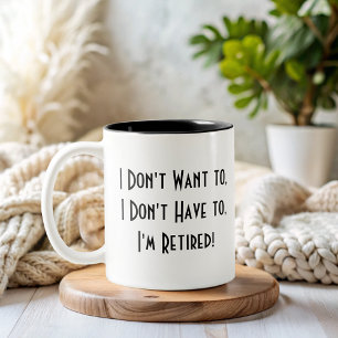 lustiger einfacher Ruhestand Zweifarbige Tasse