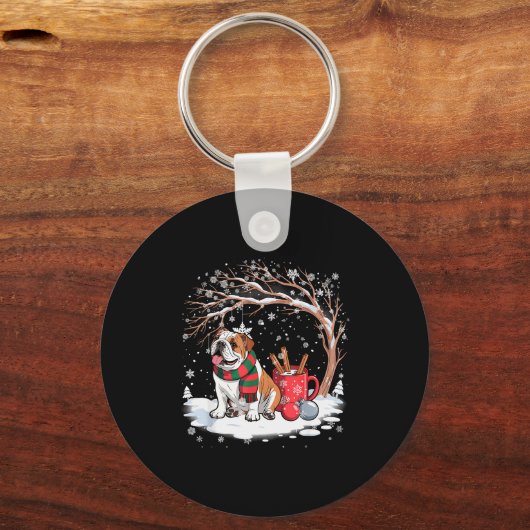 Lustiger englischer Bulldogge im Schnee Baum Weihn Schlüsselanhänger (Vorderseite)