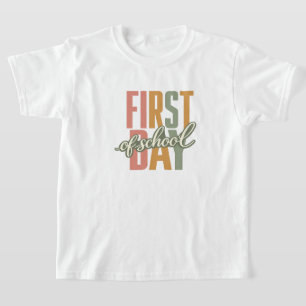 Lustiger erster Schultag Lehrer Mädchen zurück zur T-Shirt
