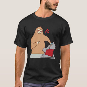 Lustiger Faultier-Koch schläft ein Ironisch süßes  T-Shirt