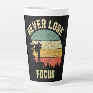 Lustiger Fotograf verliert nie den Fokus Milchtasse
