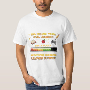 Lustiger Gamer Zurück zur Schule   Level freigesch T-Shirt