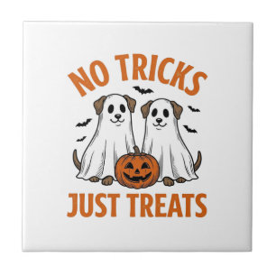 Lustiger Geist-Hund Halloween Keine Tricks, nur Le Fliese