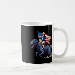 Lustiger George Washington, der auf einem Tyrannos Kaffeetasse