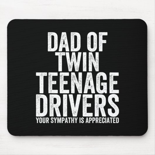 Lustiger gestresster Vater von jugendlichen Zwilli Mousepad (Vorne)