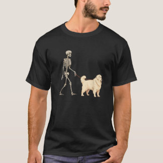 Lustiger Great Pyrenees Skelett Hund beim Spaziere T-Shirt