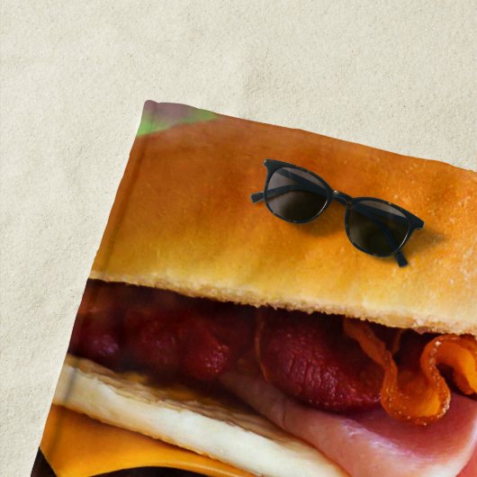 Lustiger großer Burger Strandtuch (Beispiel)