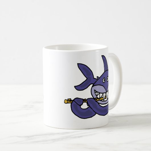 Lustiger Haifisch, der Flöten-Cartoon spielt Kaffeetasse (VorderseiteRechts)