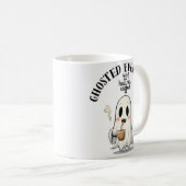 Lustiger Halloween-Geist-Kaffeebecher – "Geistert Kaffeetasse (VorderseiteRechts)