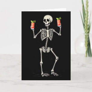 Lustiger Halloween-Skelett trinkt Bloody Mary Tail Karte