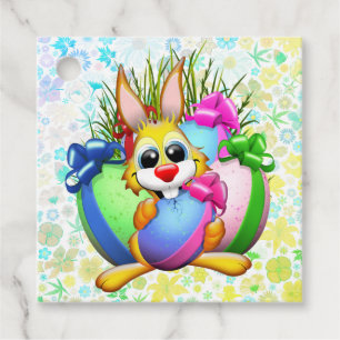 Lustiger Hase, der ein Osterei beißt Geschenkanhänger