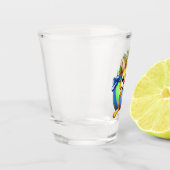 Lustiger Hase, der ein Osterei beißt Schnapsglas (Links)