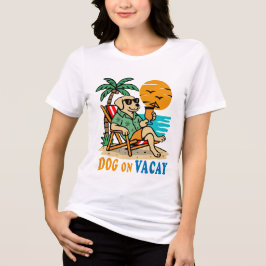 Lustiger Hund im Urlaub T-Shirt | Süßer Sommer Tri-Blend Shirt