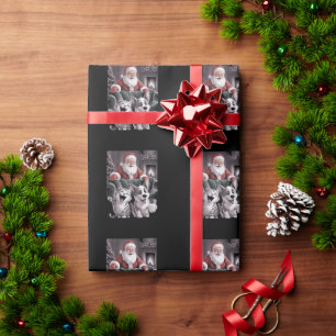 Lustiger Hund und Katzenselfie mit Weihnachtsmann Geschenkpapier