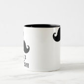 Lustiger i-Schnurrbart Sie eine Frage Zweifarbige Tasse (Mittel)