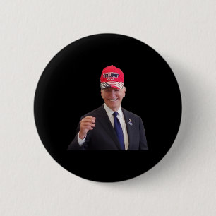 Lustiger Joe Biden trägt Trump 2024 Mütze Button