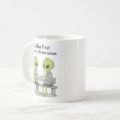 Lustiger Kaffee und Aliens Kaffeetasse (Vorderseite Links)