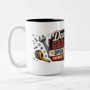 Lustiger Kaffeebecher 'Vatis Garage - 24/7 geöffne Zweifarbige Tasse