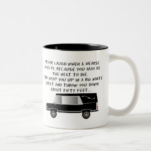 Lustiger Leichenwagen-Design für Bestatter/Totenbe Zweifarbige Tasse