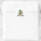 Lustiger Leprechaun Quadratischer Aufkleber (Tasche)