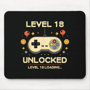 Lustiger Level 18 freigeschalteter Gamer 18. Gebur Mousepad