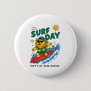 Lustiger Löwe surft Sommerferien Surftag Jungen G Button