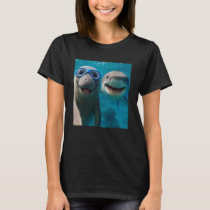 Lustiger Manatee-Selfie mit Hai-Ocean-Liebhabern T-Shirt