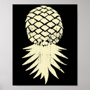 Lustiger Männer-Urlaub mit umgedrehtem Ananas-Subt Poster