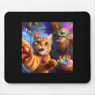 Lustiger Mardi Gras Selfie Katze Bigfoot Zitat _2  Mousepad